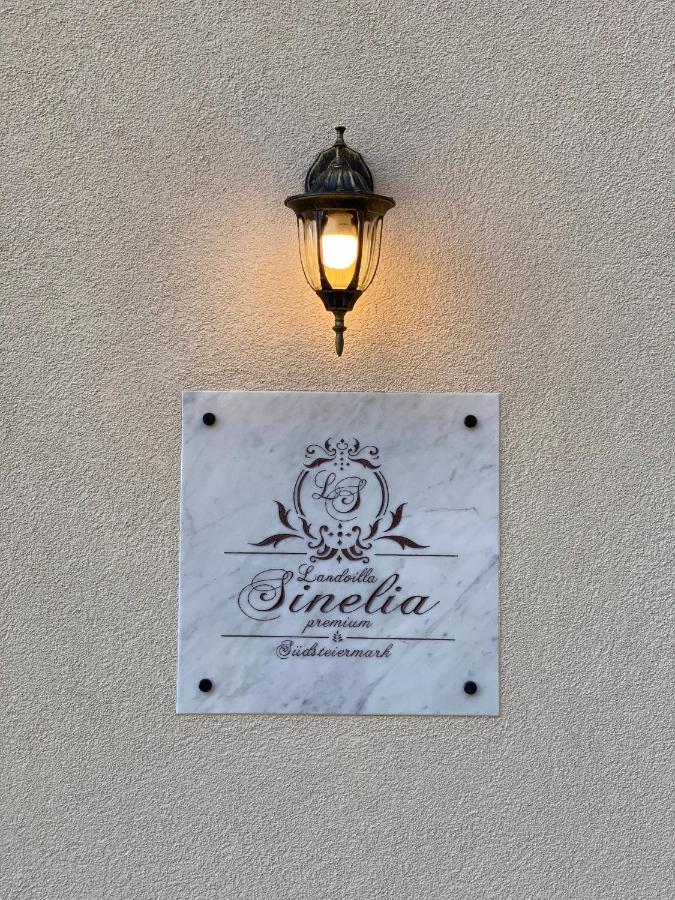 Landvilla Sinelia Premium Dietersdorf am Gnasbach Exterior foto